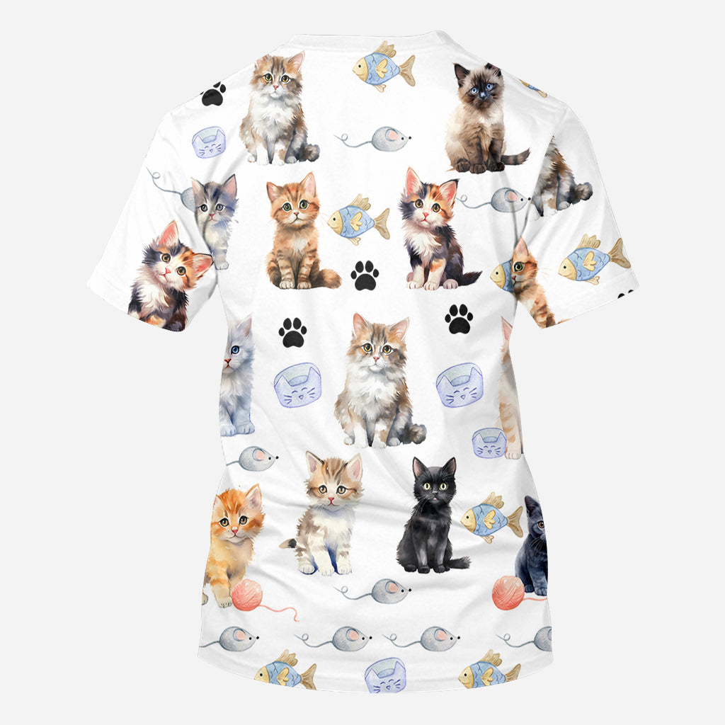 Das Leben ist schöner mit Katzen – Personalisiertes T-Shirt mit Katzenmotiv
