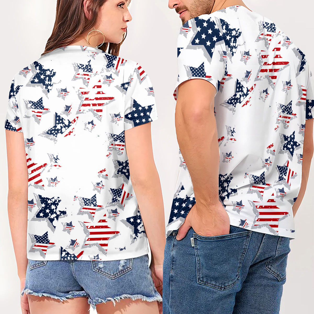 Patriot Dog Mom - Personalisiertes T-Shirt mit V-Ausschnitt und vollflächigem Hunde-Aufdruck