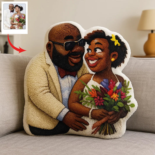 Lustiges Geschenk: Personalisiertes Kissen in Form eines Maskottchens im Cartoon-Stil