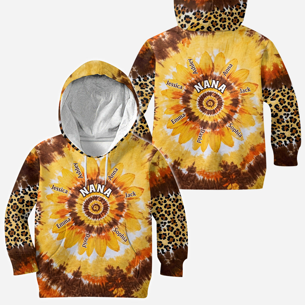 Omas kleiner Sonnenblume - Personalisierte Oma All Over Shirt