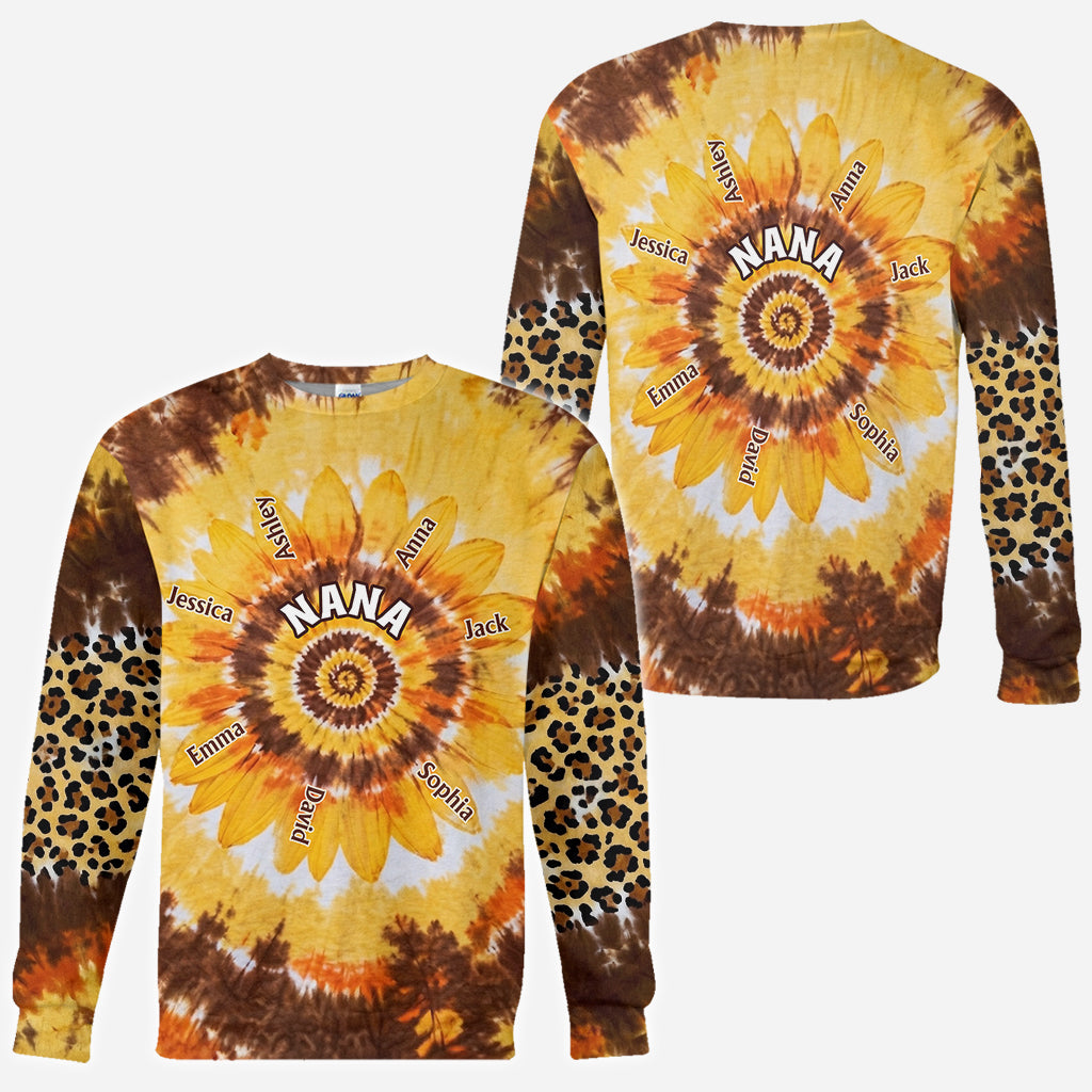 Omas kleiner Sonnenblume - Personalisierte Oma All Over Shirt
