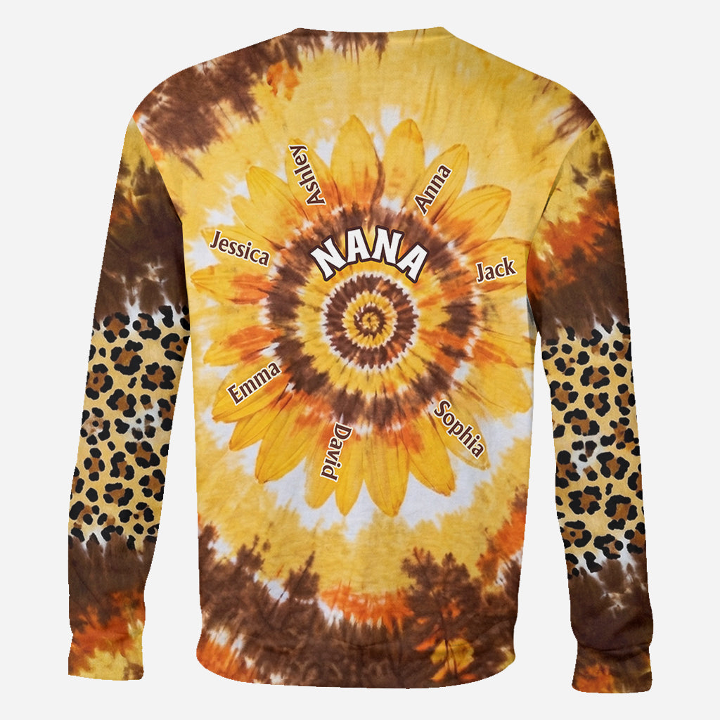 Omas kleiner Sonnenblume - Personalisierte Oma All Over Shirt