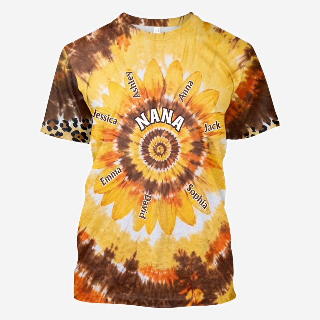 Omas kleiner Sonnenblume - Personalisierte Oma All Over Shirt