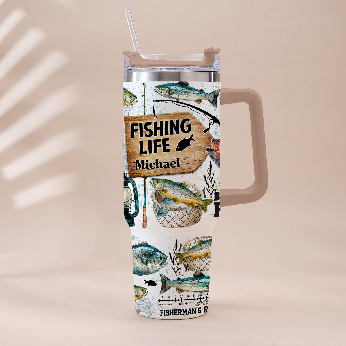 Nur noch ein Wurf – personalisierter Angelbecher mit Henkel