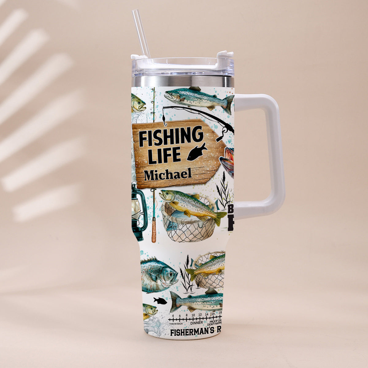 Nur noch ein Wurf – personalisierter Angelbecher mit Henkel