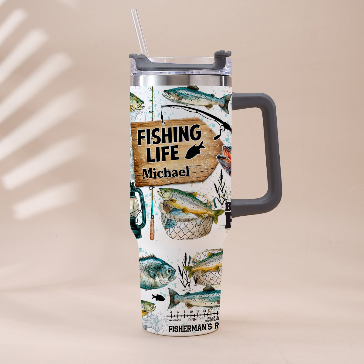 Nur noch ein Wurf – personalisierter Angelbecher mit Henkel