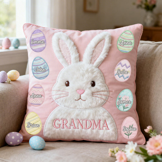 Ostergeschenk für Oma und Mama – Personalisiertes quadratisches Kissen aus Kunstfell mit Oma-Motiv