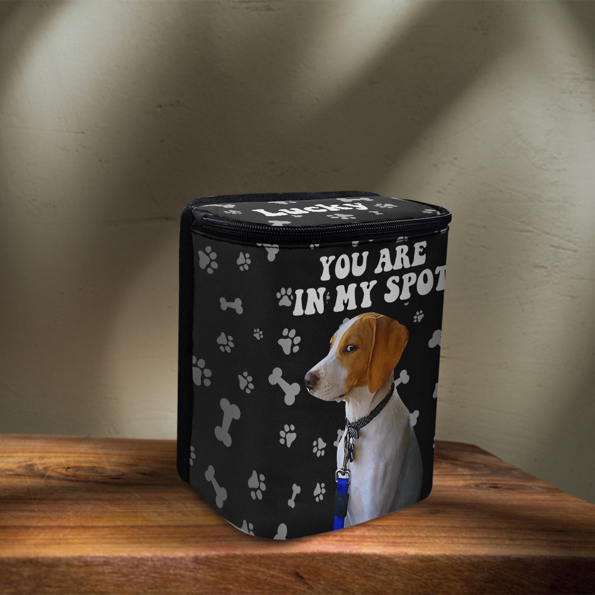 Du bist auf meinem Platz – Personalisierter tragbarer Auto-Mülleimer/Organizer für Hunde