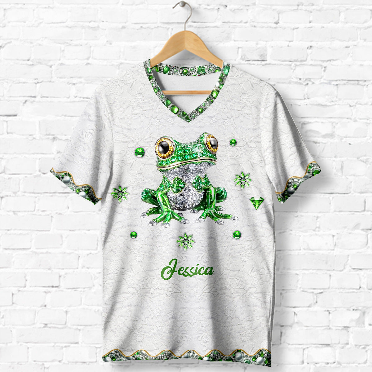 Love Frog – Personalisiertes T-Shirt mit Frosch-Vollbilddruck und V-Ausschnitt