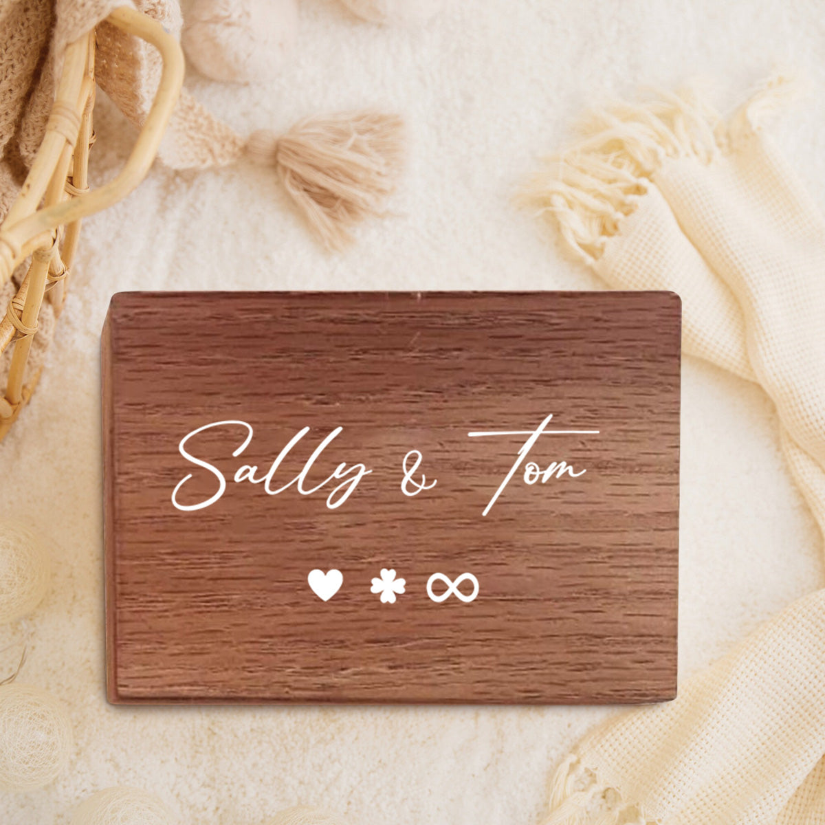Beliebiges Foto – Personalisierte Fotobox aus Holz für Paare