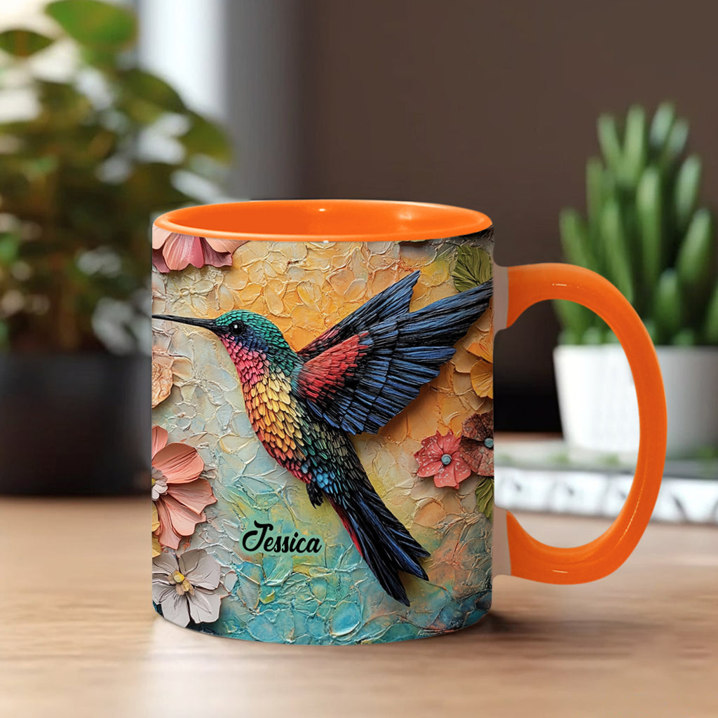 Atemberaubende Fliege – Personalisierte Tasse mit Kolibri-Akzent