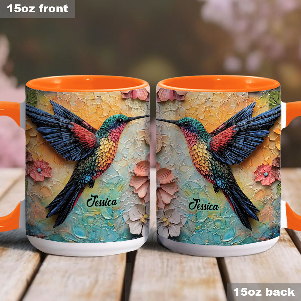 Atemberaubende Fliege – Personalisierte Tasse mit Kolibri-Akzent