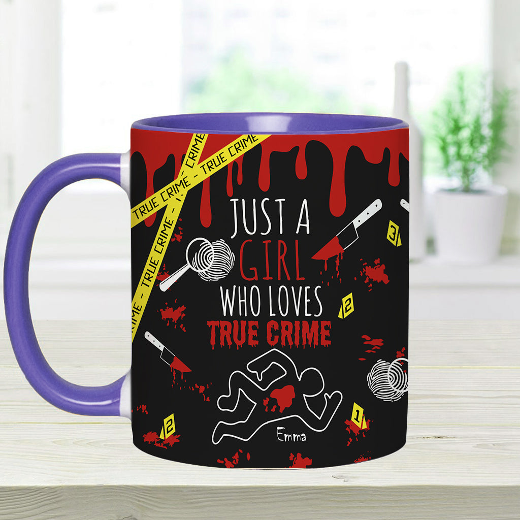 Personalisierte Tasse mit Akzent für ein Mädchen, das True Crime liebt