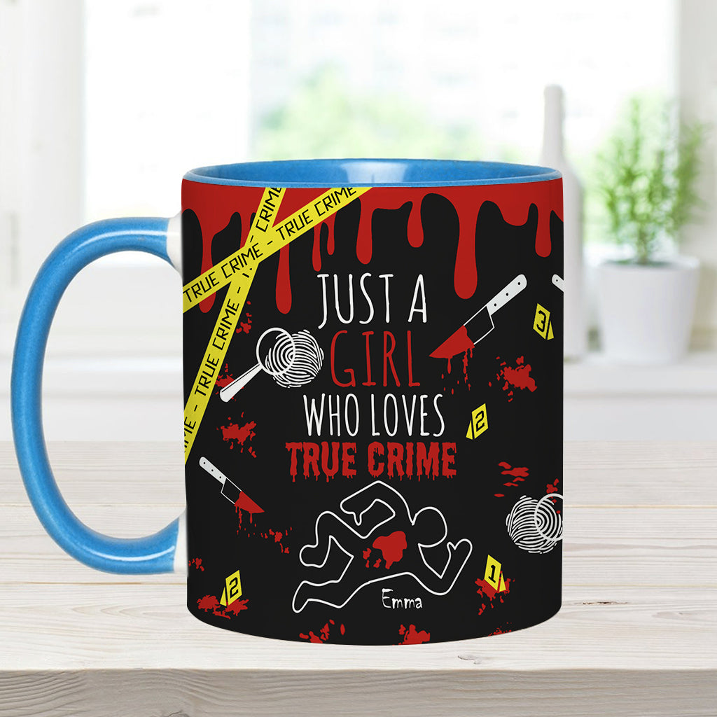 Personalisierte Tasse mit Akzent für ein Mädchen, das True Crime liebt