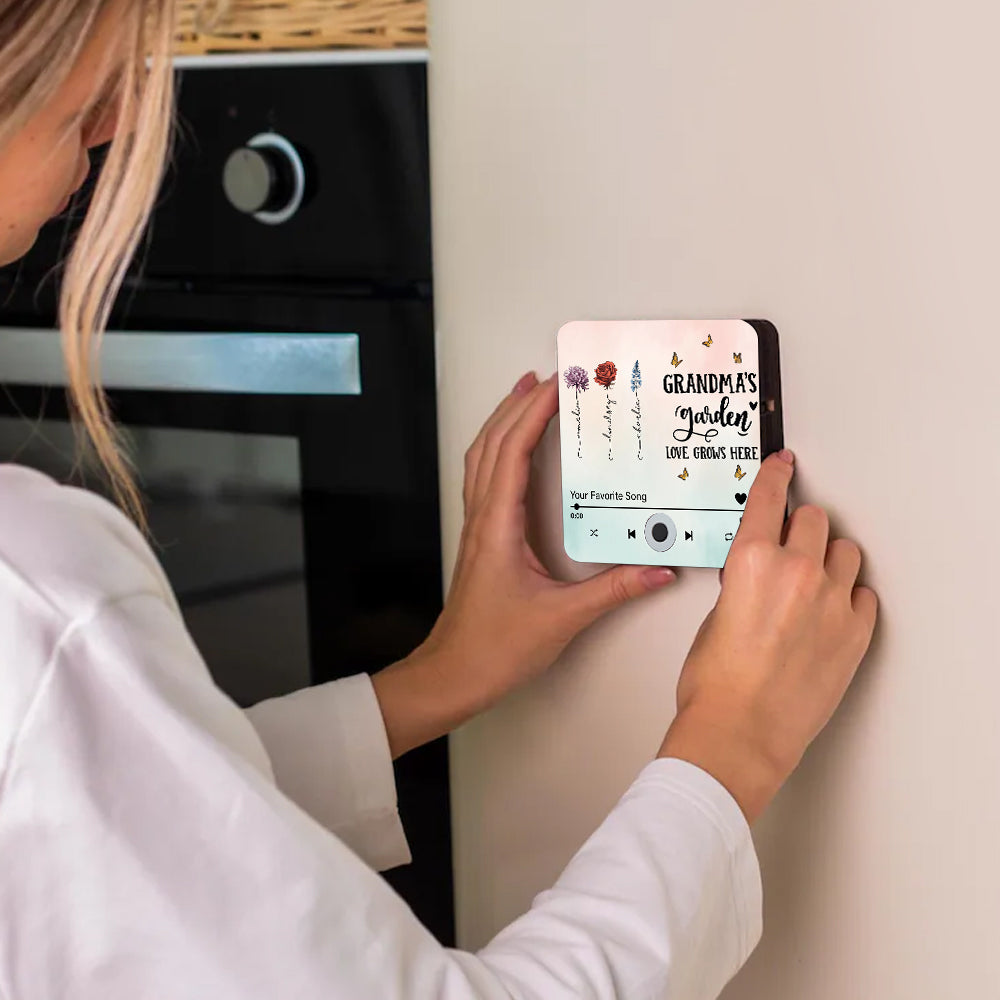Omas Garten – Personalisierter Kühlschrankmagnet „Oma mit Musik“