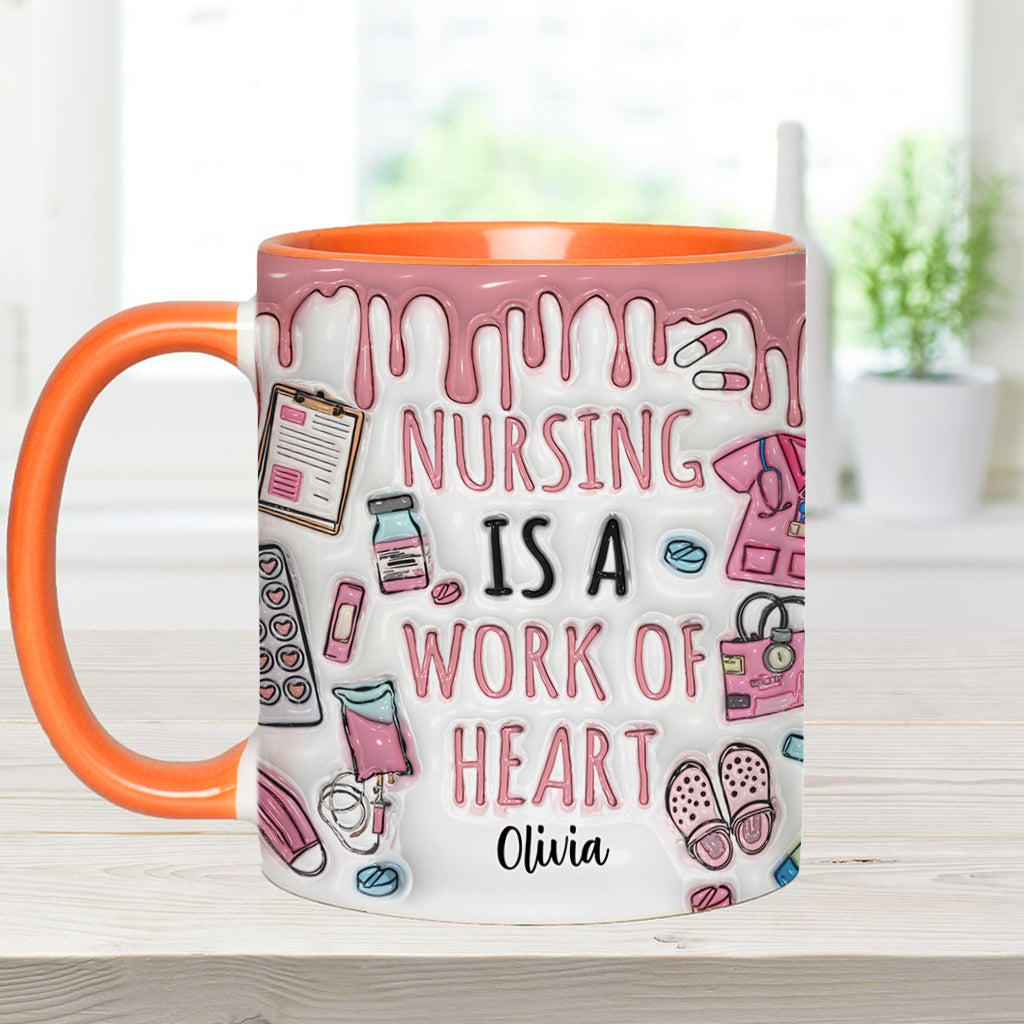 Krankenpflege ist eine Herzensangelegenheit – Personalisierte Tasse mit Krankenschwester-Motiv