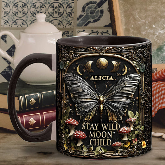 Bleib wild, Mondkind – Personalisierte Tasse mit Hippie-Akzent