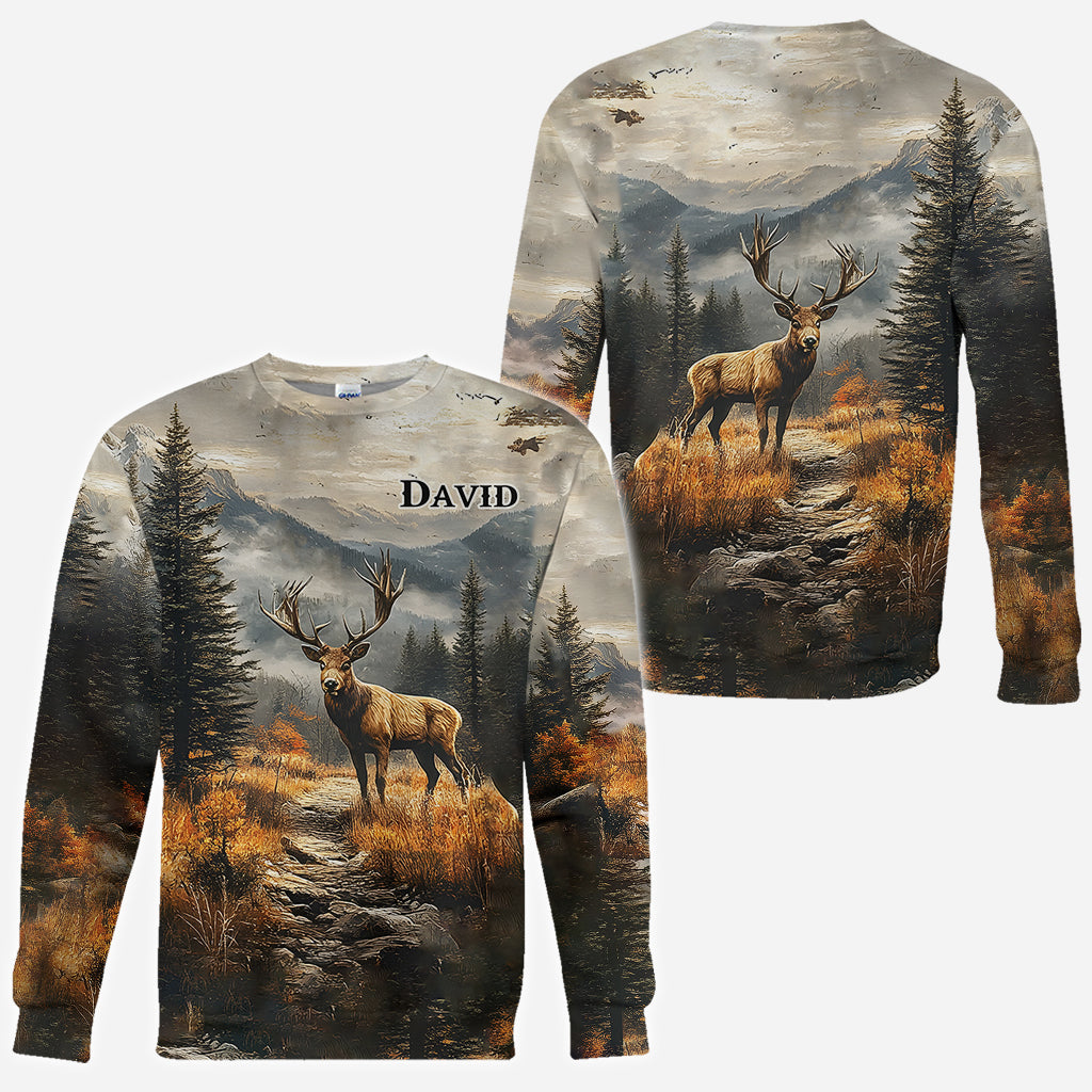 Beliebiger Name, wunderschönes Hirschmotiv - Personalisiertes Jagd-Shirt