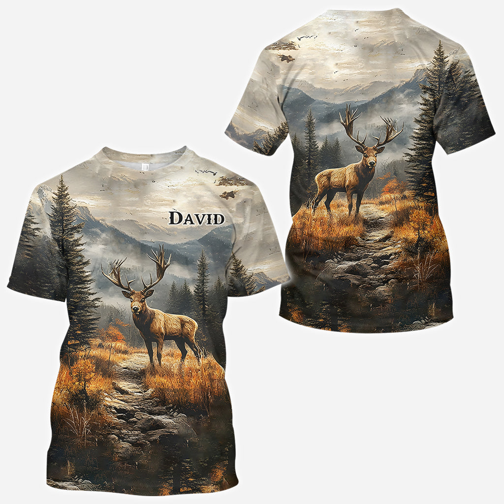 Beliebiger Name, wunderschönes Hirschmotiv - Personalisiertes Jagd-Shirt