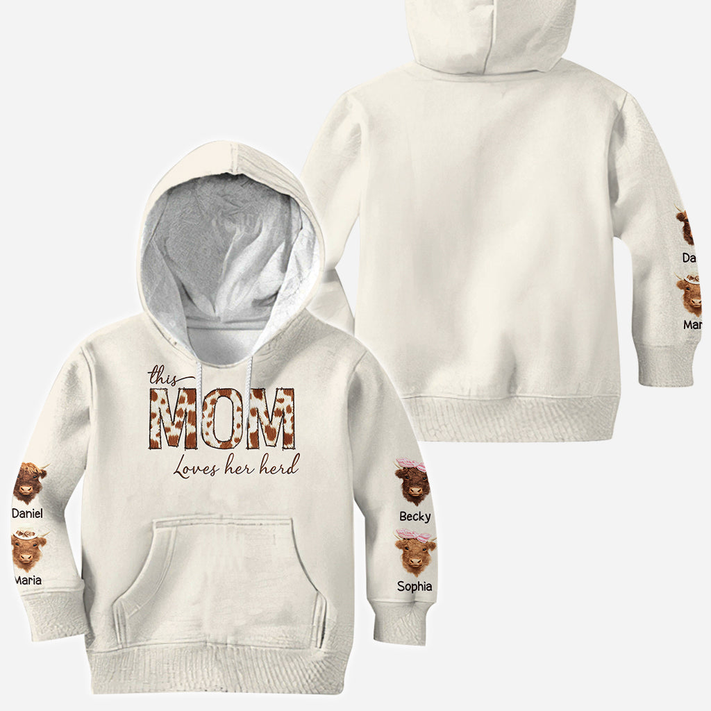 Dieses Mama-Mama-Shirt liebt ihre Herde – personalisiertes Mutter-Shirt