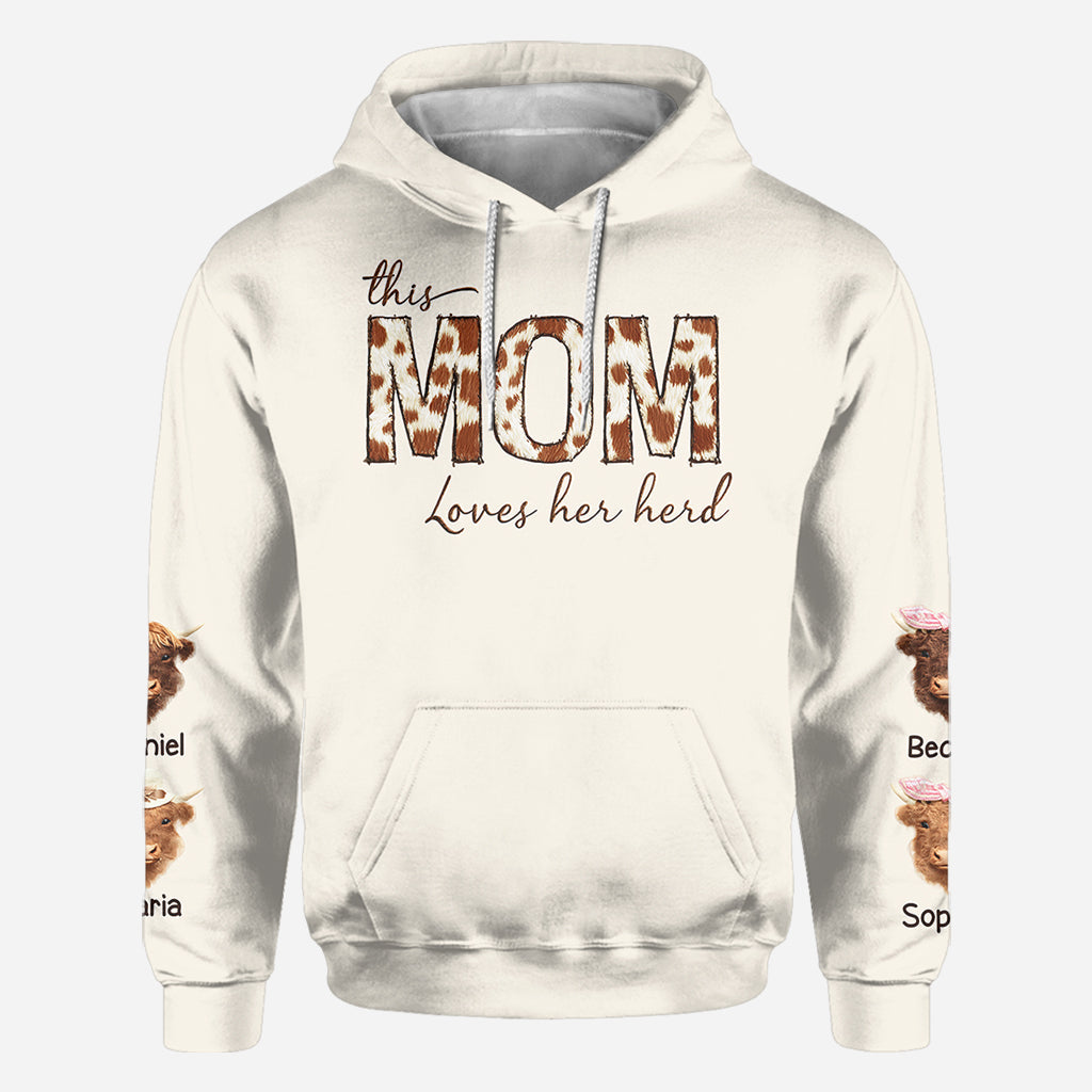 Dieses Mama-Mama-Shirt liebt ihre Herde – personalisiertes Mutter-Shirt