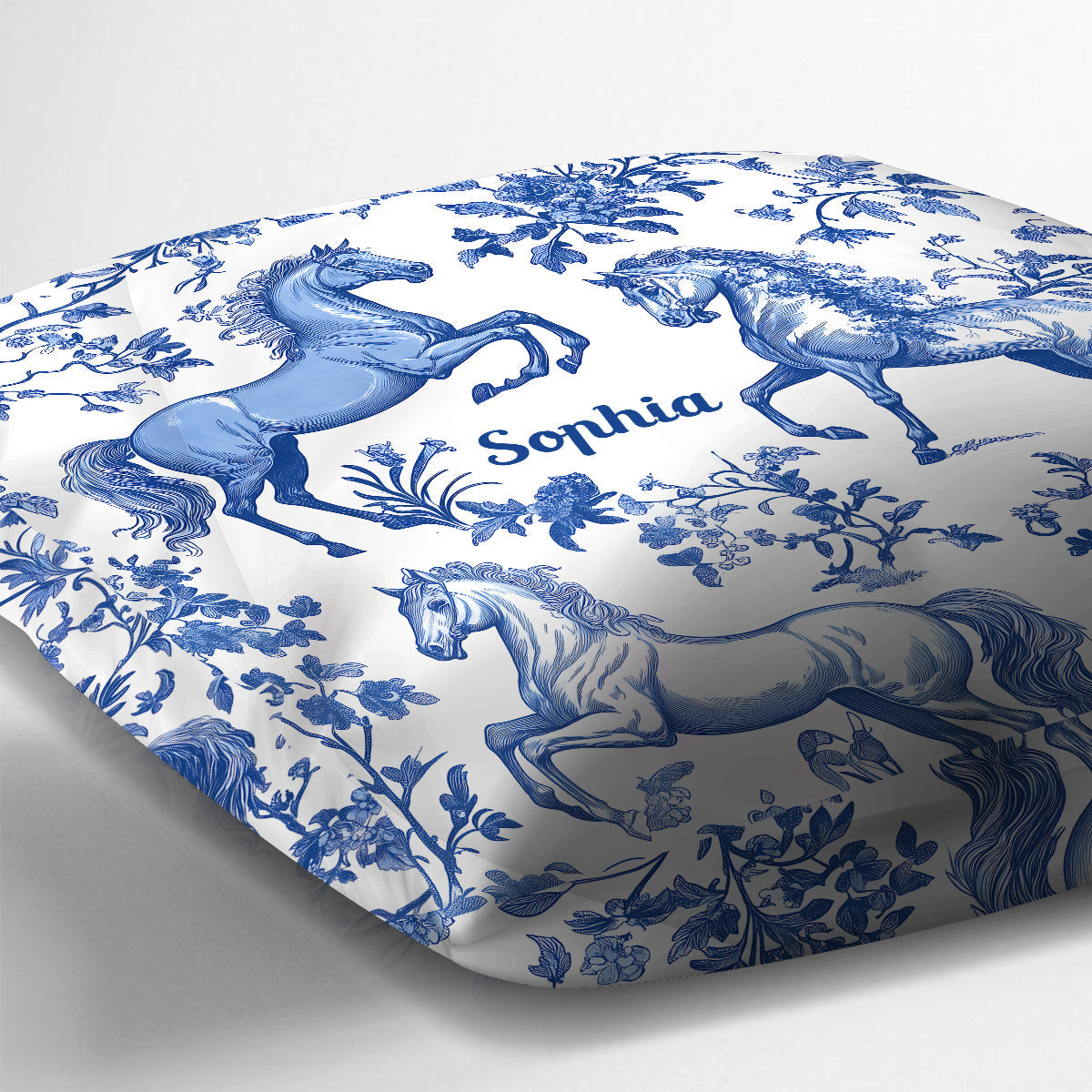 Pferde-Dekokissen in Blau-Weiß-Toile-de-Jouy – Personalisiertes Pferde-Dekokissen