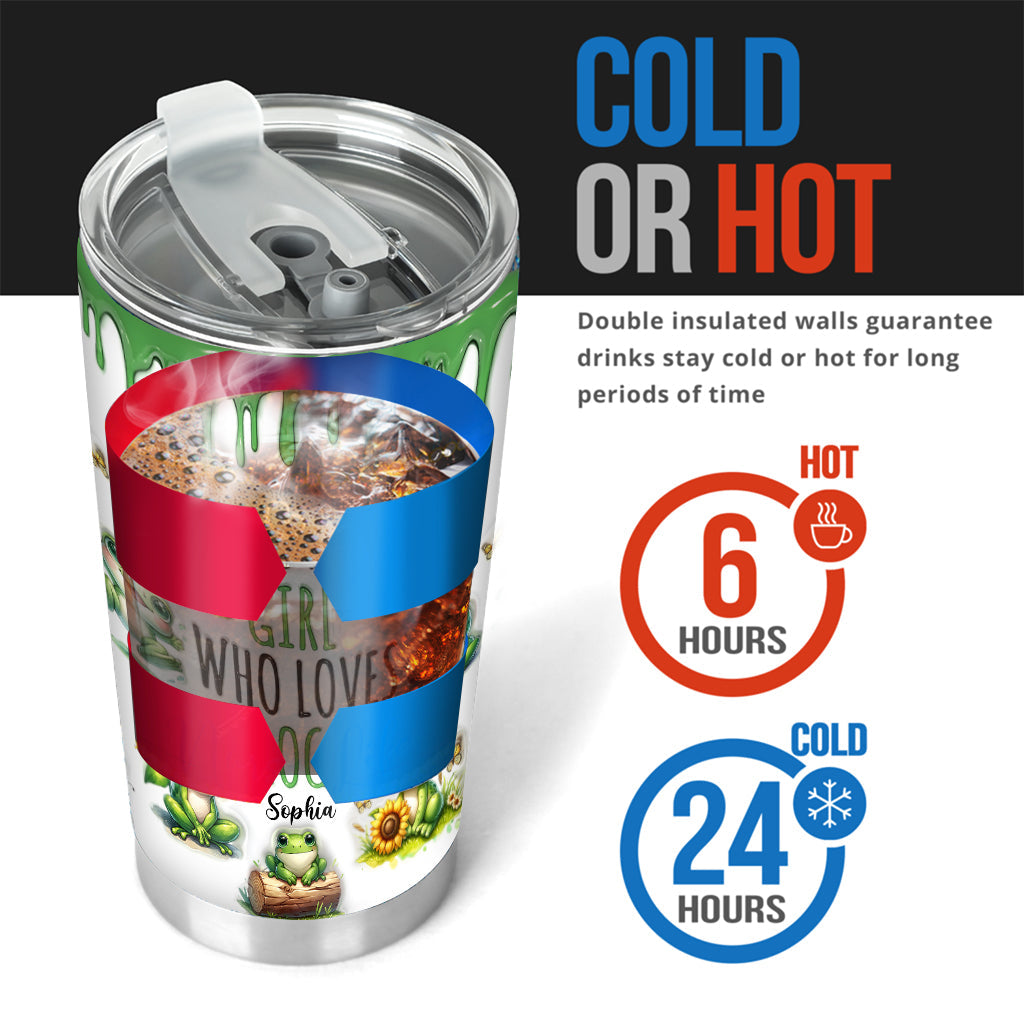 Einfach ein Mädchen, das Frösche liebt – personalisierter Froschbecher