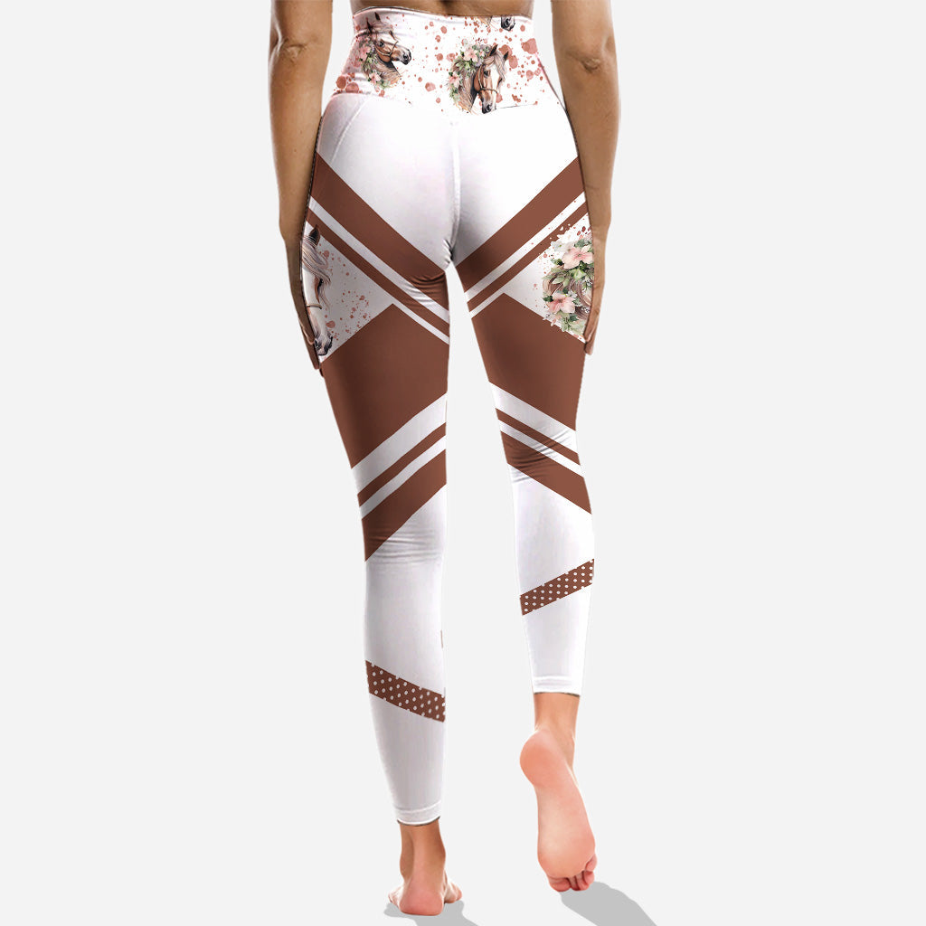 Einfach ein Mädchen, das Pferde liebt – Personalisierter Pferde-Hoodie und Leggings