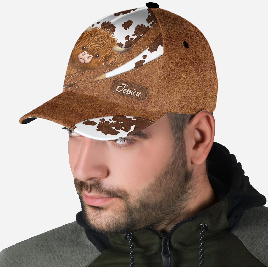 Einfach ein Mädchen, das Hochlandrinder liebt – personalisierte klassische Kappe