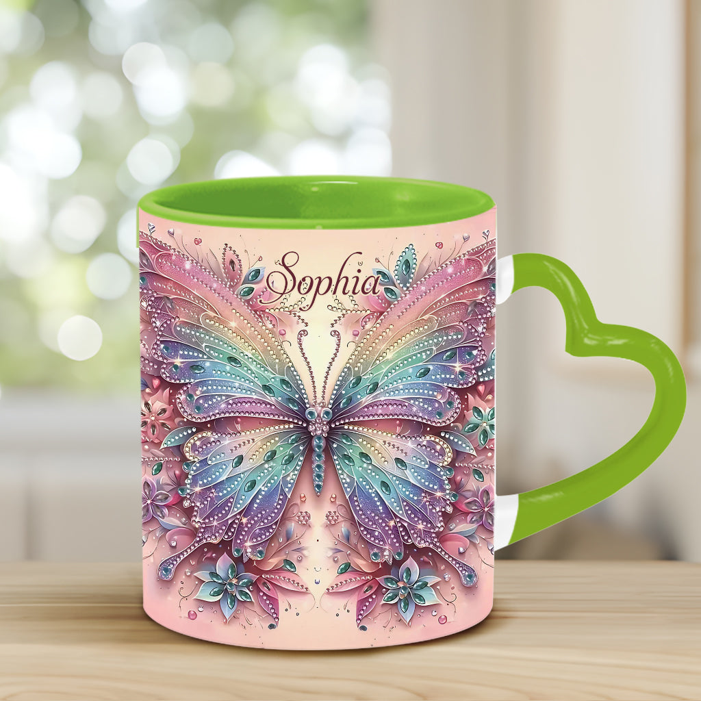 Schmetterling & Blume – Personalisierte Tasse mit Schmetterlingsherz-Henkel