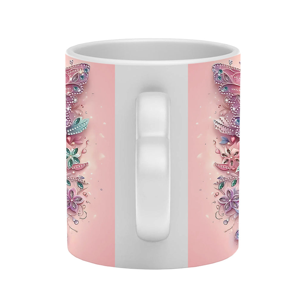 Schmetterling & Blume – Personalisierte Tasse mit Schmetterlingsherz-Henkel
