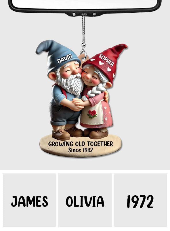 Gemeinsam wachsen – Personalisierter Autoanhänger für Ehepaare