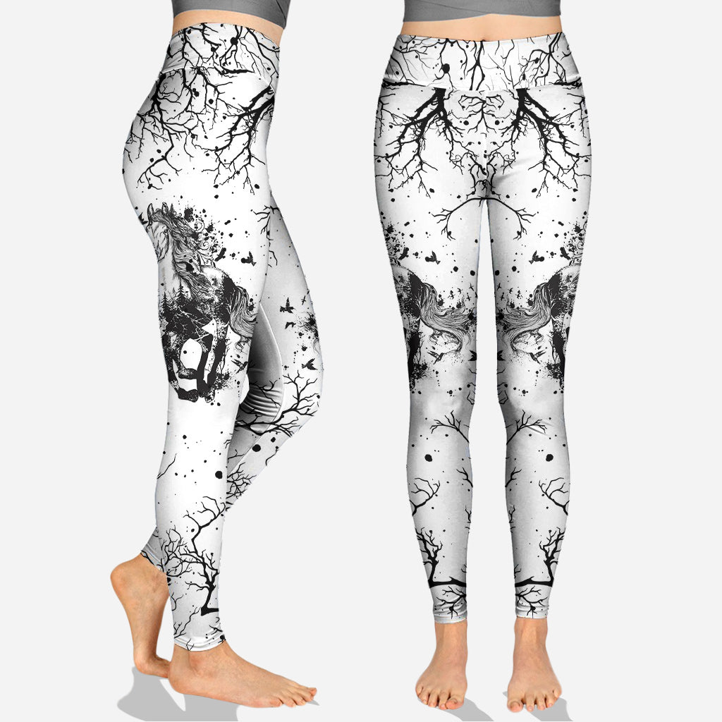 Wunderschönes Pferd Schwarz-Weiß – Personalisierter Pferde-Hoodie und Leggings