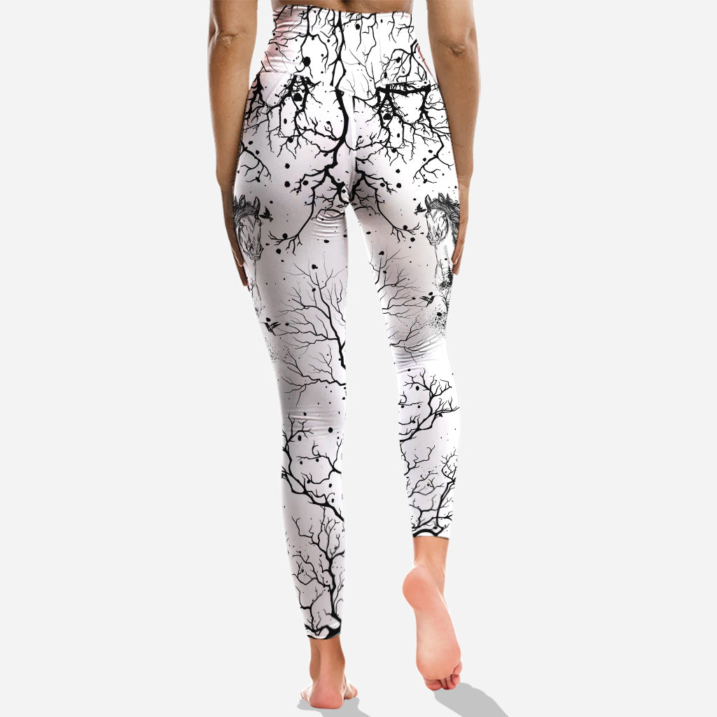 Wunderschönes Pferd Schwarz-Weiß – Personalisierter Pferde-Hoodie und Leggings