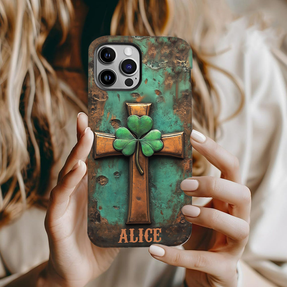 Vintage Irisches Kreuz – Personalisierte Handyhülle mit Allover-Print zum St. Patrick's Day