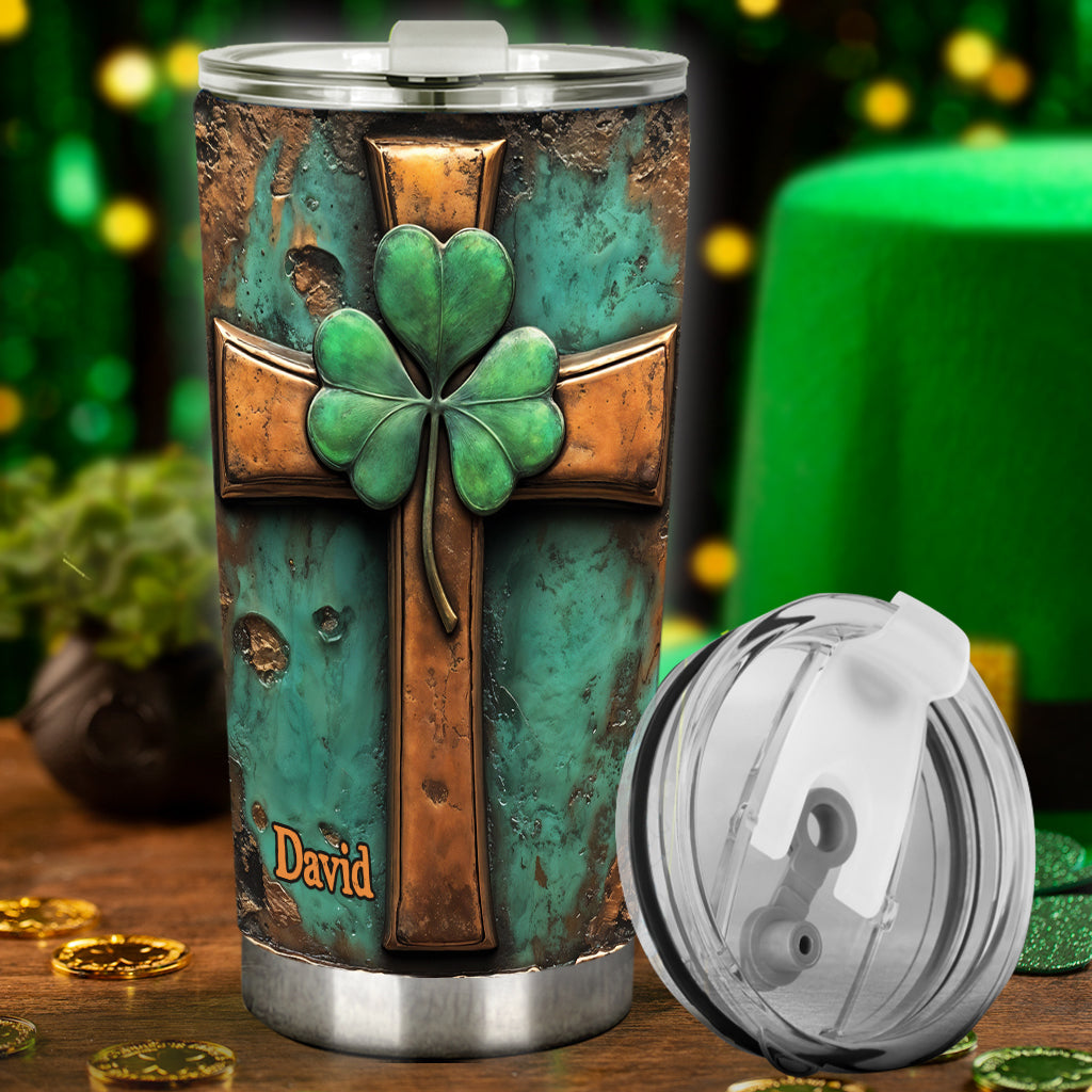 Vintage-Becher mit irischem Kreuz – personalisierter St. Patrick's Day-Becher