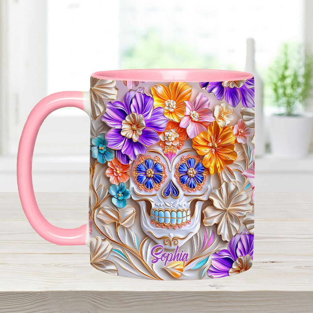 Personalisierte Tasse mit Totenkopf-Motiv und Blumendekor