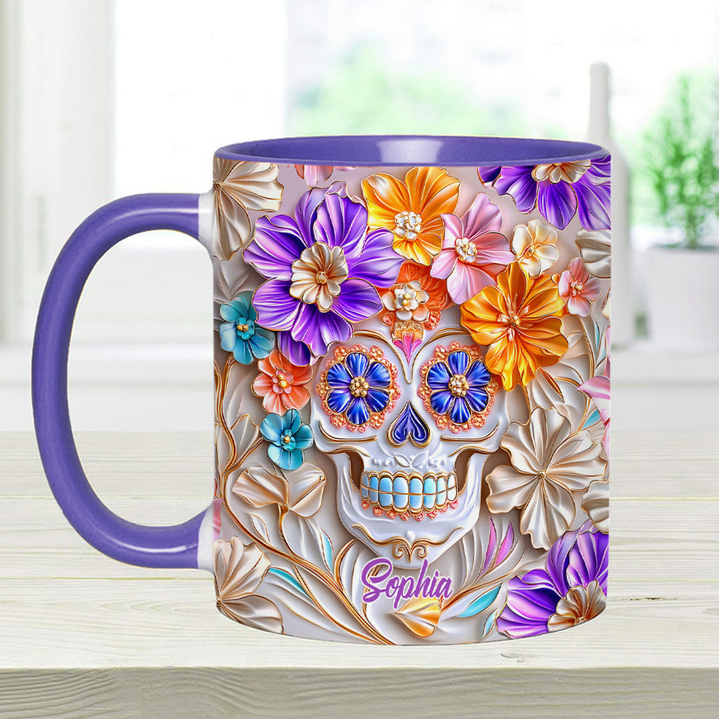 Personalisierte Tasse mit Totenkopf-Motiv und Blumendekor