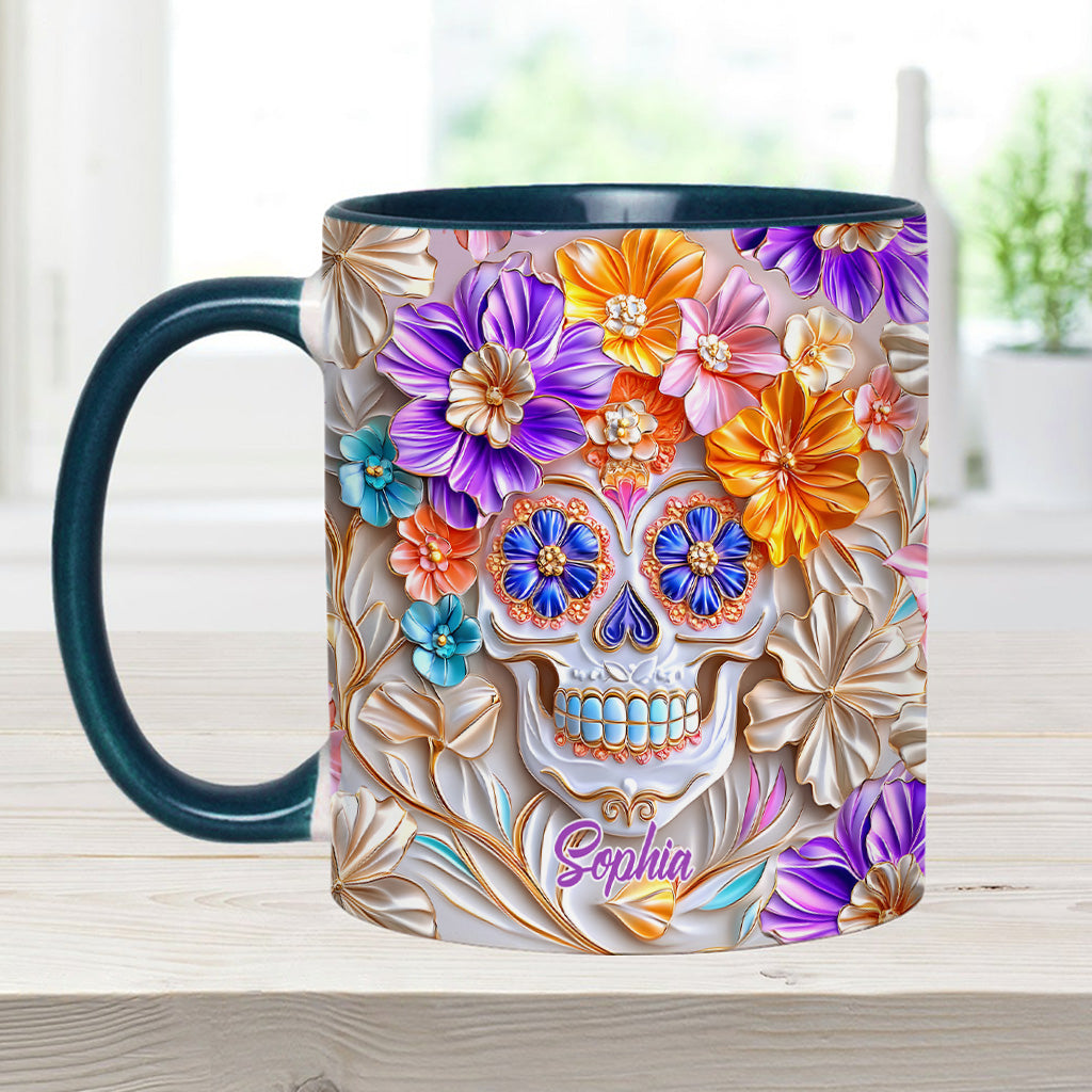 Personalisierte Tasse mit Totenkopf-Motiv und Blumendekor