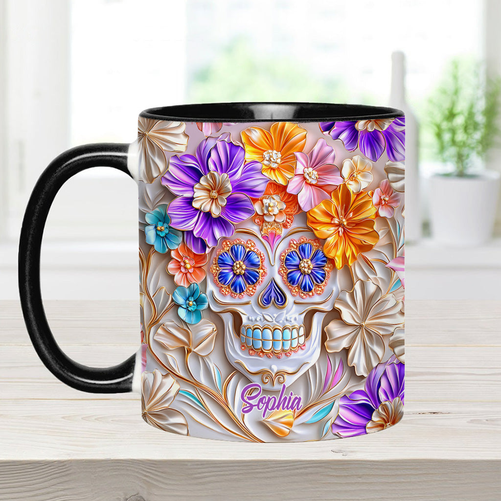 Personalisierte Tasse mit Totenkopf-Motiv und Blumendekor