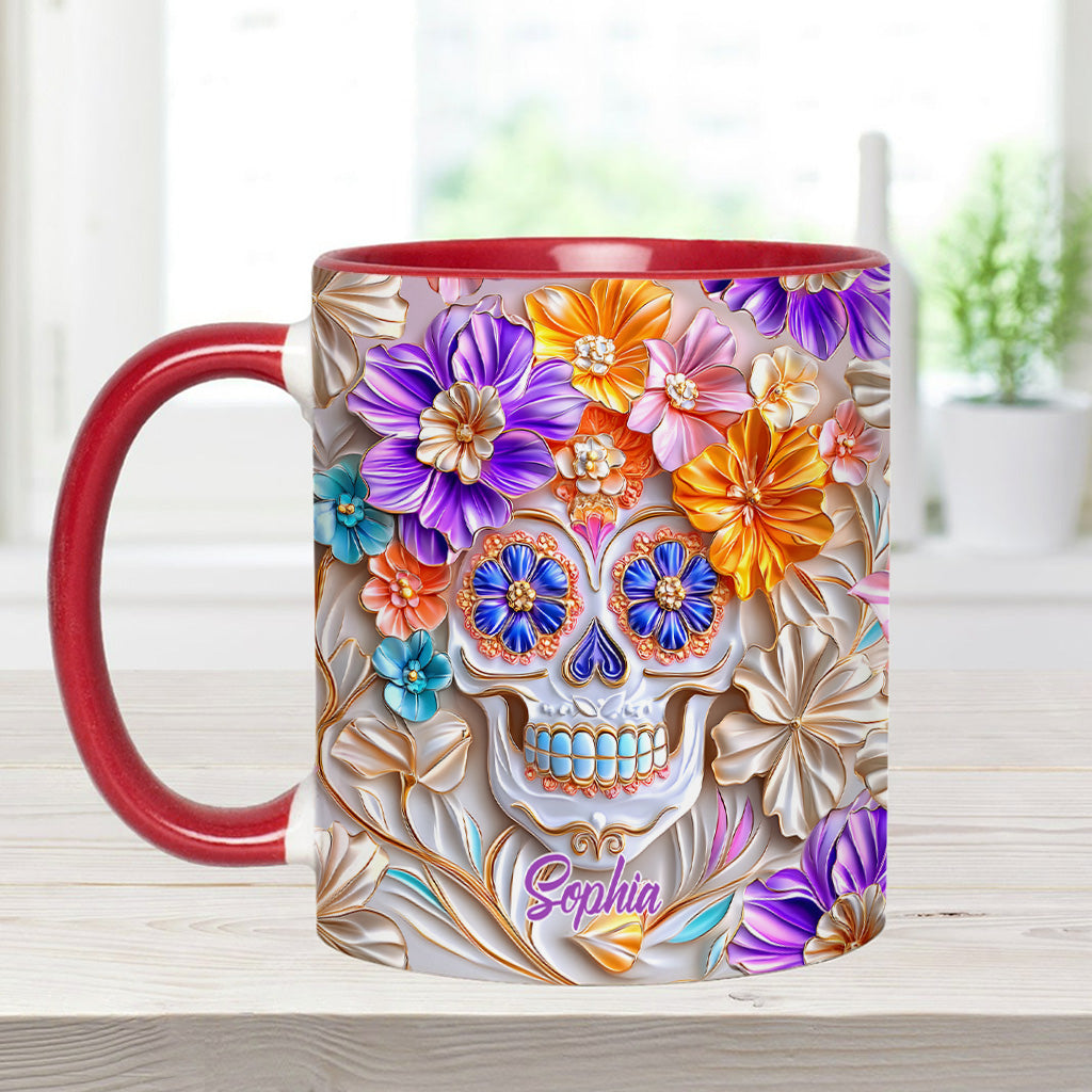 Personalisierte Tasse mit Totenkopf-Motiv und Blumendekor
