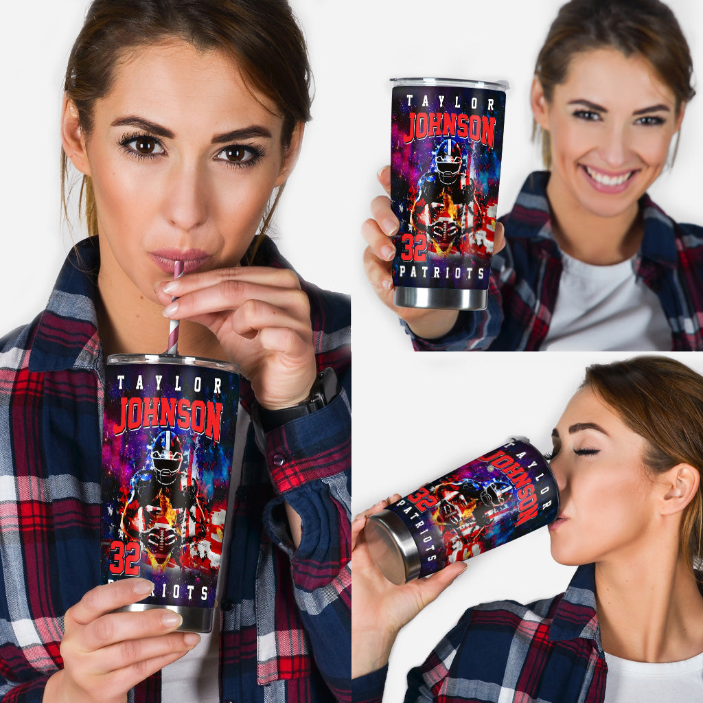 Beliebiger Name und Nummer - Personalisierter Fußballbecher