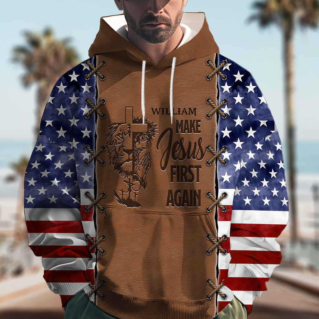 Jesus wieder an die erste Stelle setzen – Personalisierter Hoodie mit christlichem Allover-Print & Klassische Kappe