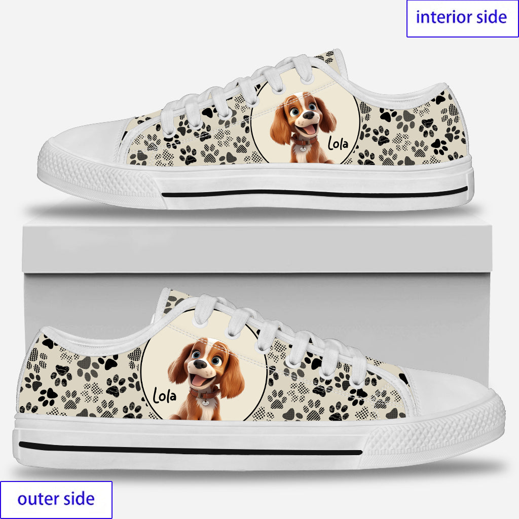 Einfach ein Mädchen, das Hunde liebt – personalisierte Hunde-Sneaker