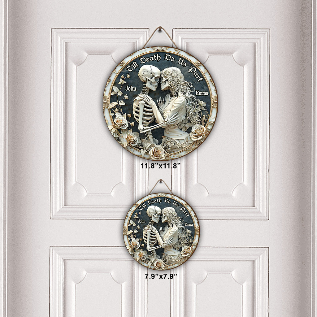 „Du und ich, wir schaffen das“ – Personalisiertes Totenkopf-Rundschild aus Holz