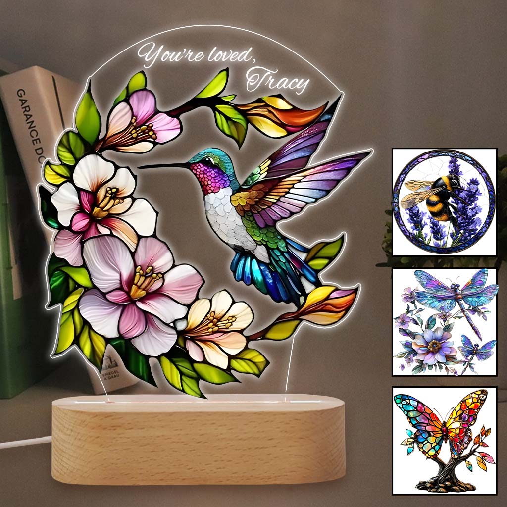 Naturliebhaber Schmetterling Libelle Biene Kolibri - Personalisierte, gartenfreundliche Leuchtplatte in Form einer Plakette