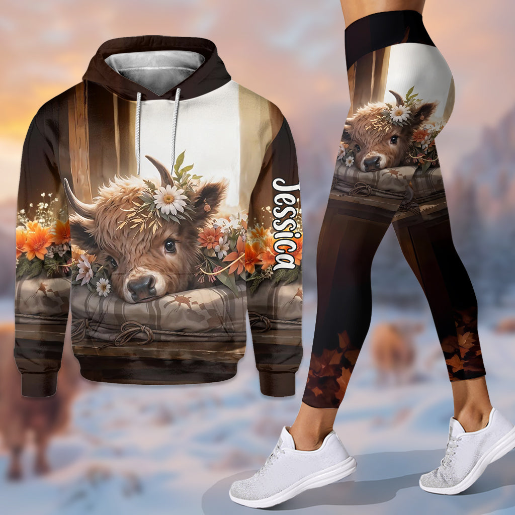 Einfach ein Mädchen, das Hochlandrinder liebt – Personalisierter Hoodie und Leggings mit Hochlandrind-Motiv