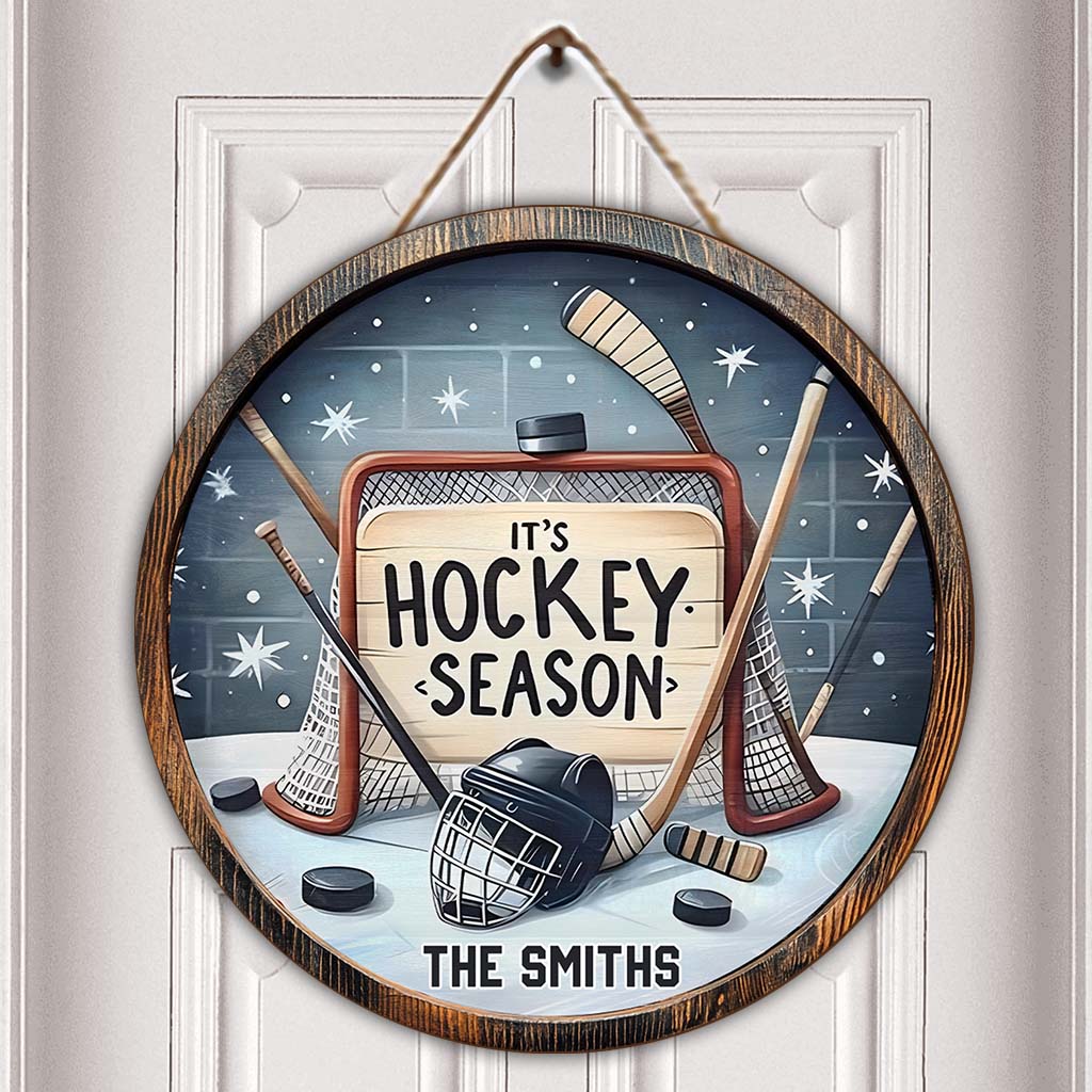 Es ist Hockeysaison – Personalisiertes rundes Hockey-Holzschild