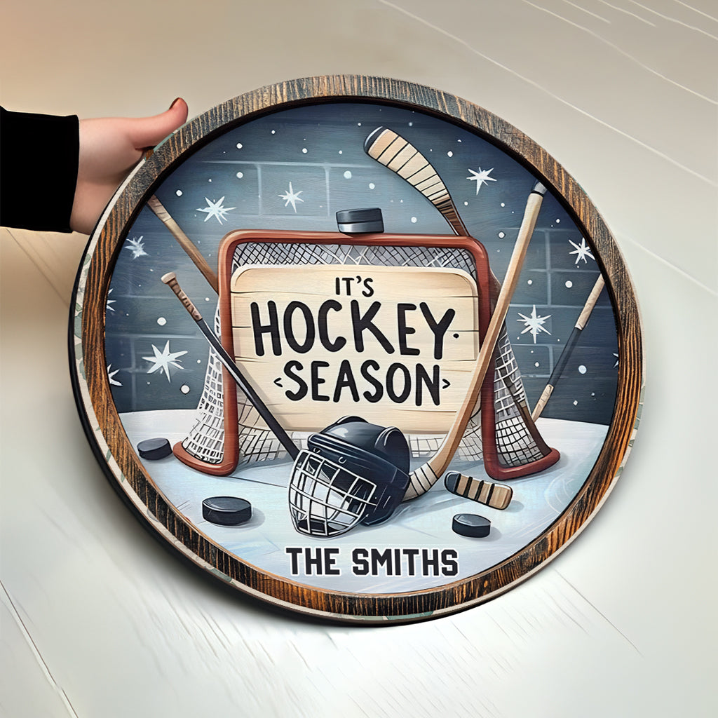 Es ist Hockeysaison – Personalisiertes rundes Hockey-Holzschild