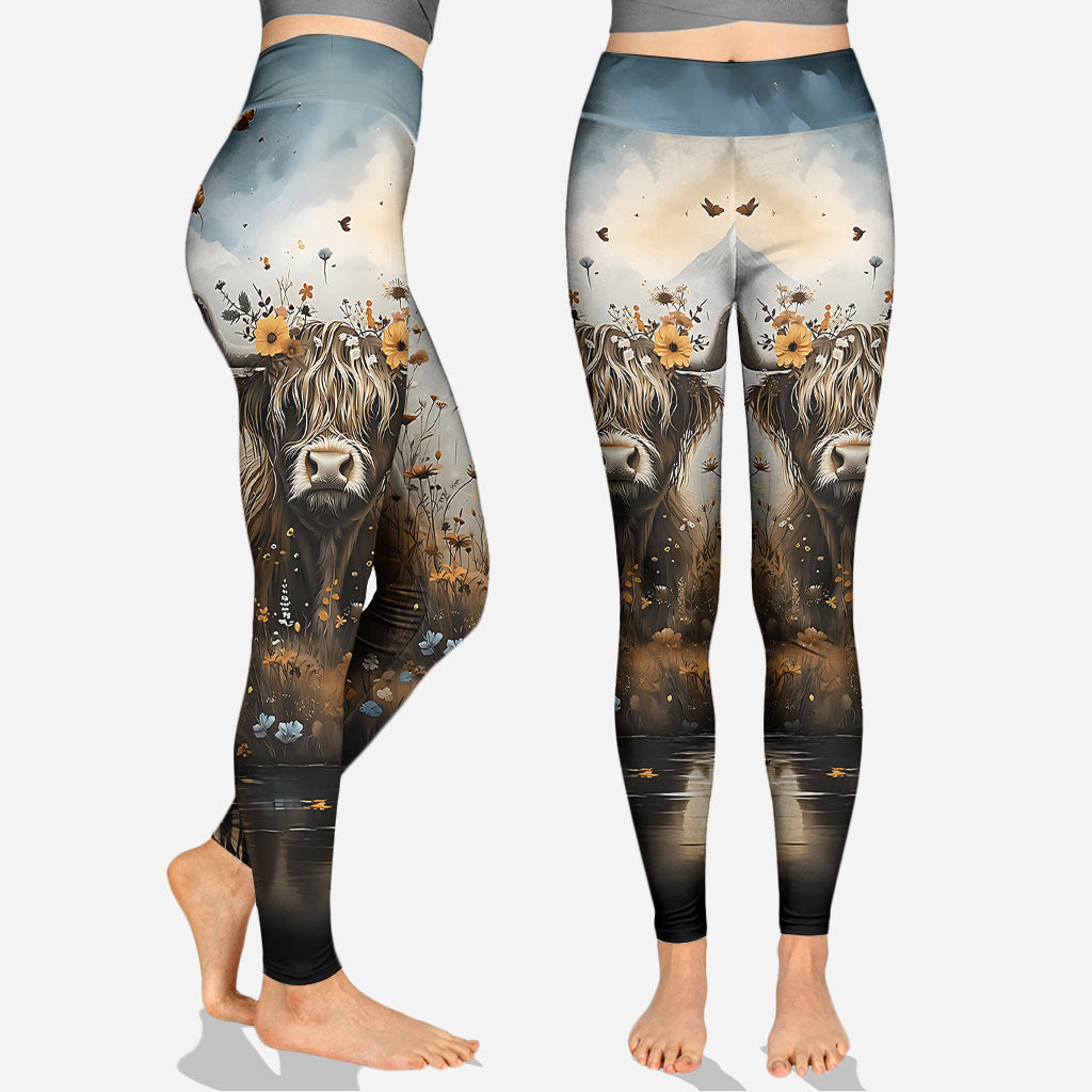 Niedliche Kuh – Personalisierter Hoodie und Leggings mit Hochlandkuh-Motiv